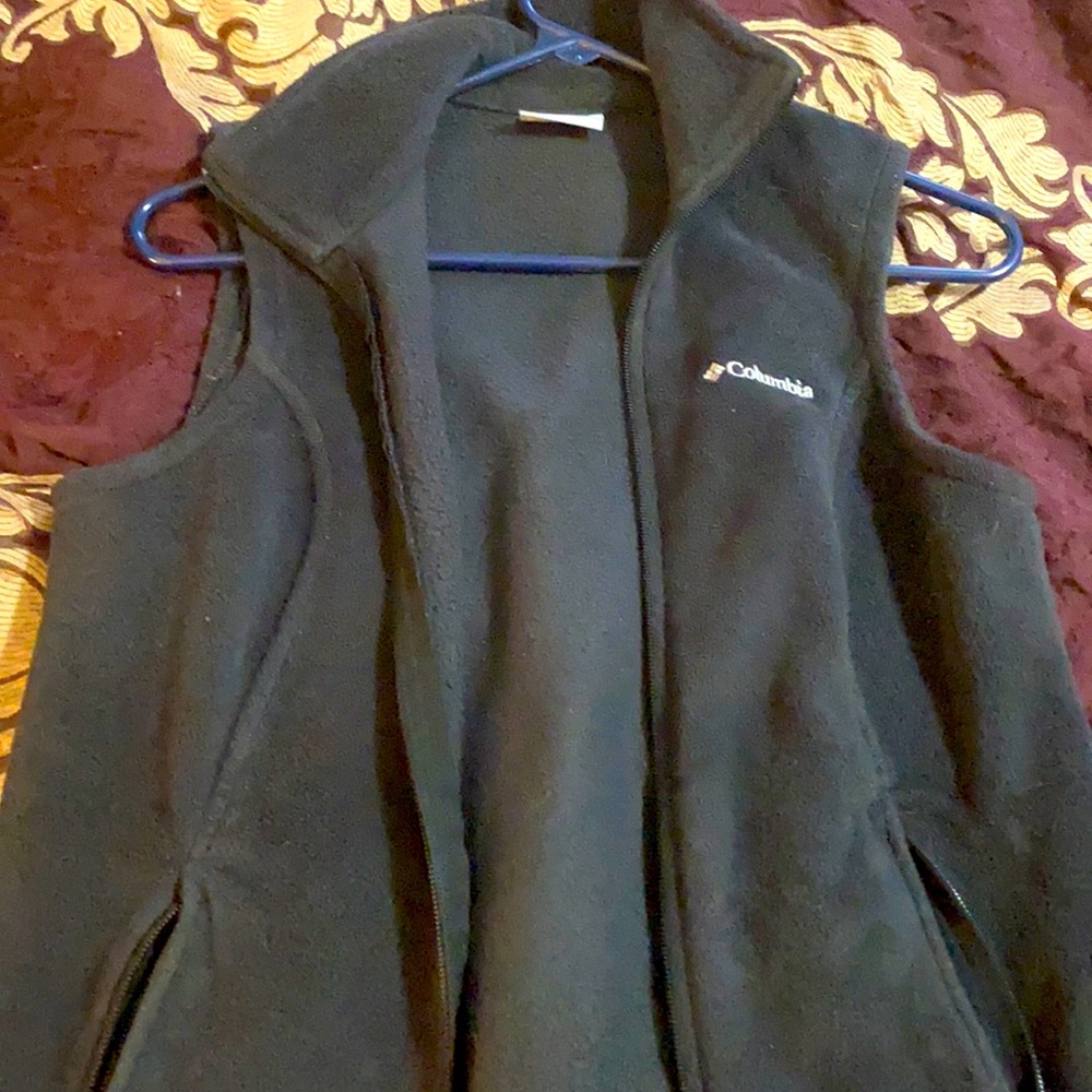 Columbia fleece vest